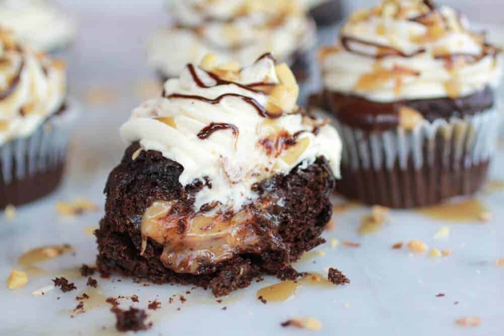 Cupcakes Snickers au caramel coco