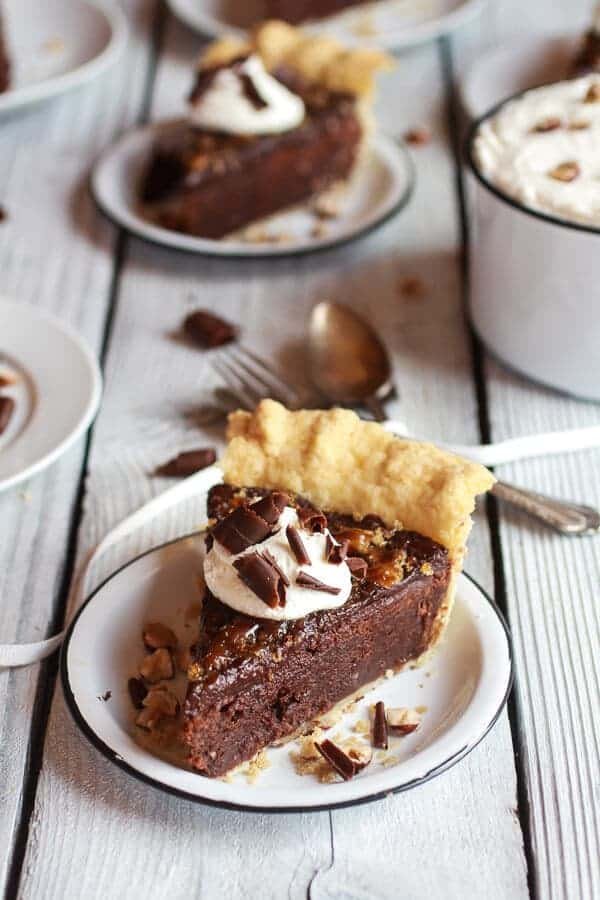Tarte aux brownies, crème brûlée et Frangelico