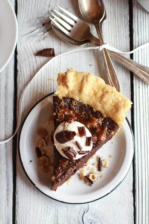 Tarte aux brownies, crème brûlée et Frangelico